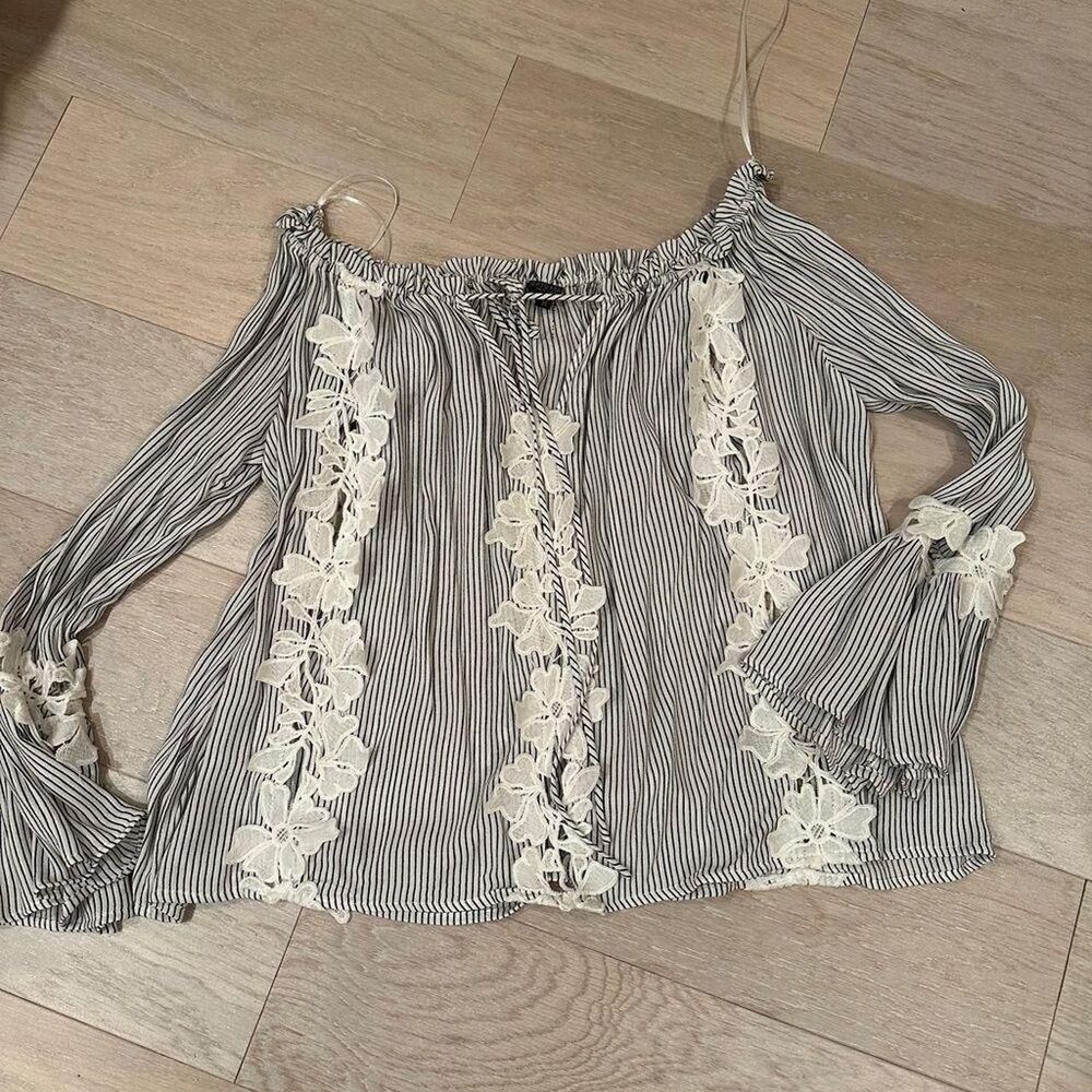 Unbranded Women's Grey and White Blouse